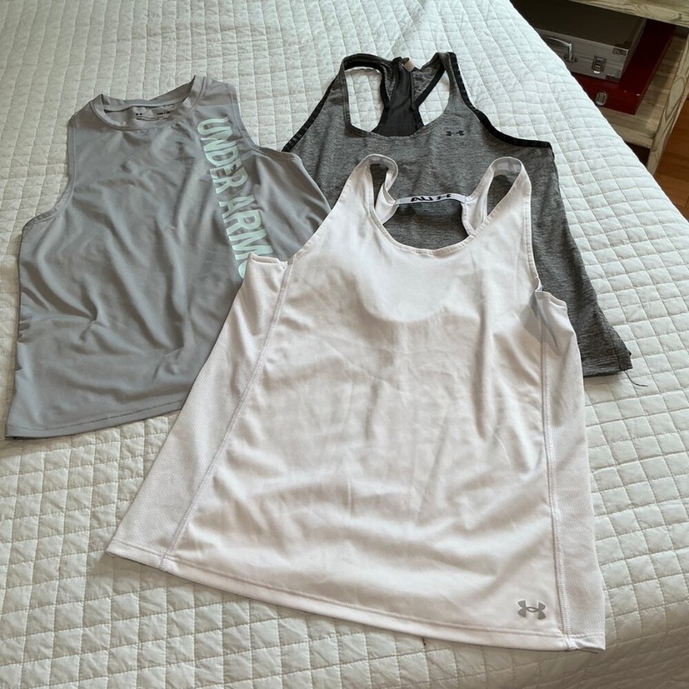 Underarmour Racer Tank top, size SM,excellent condition